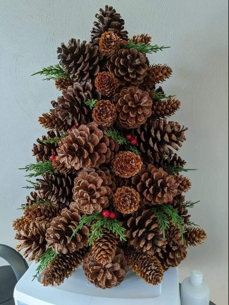 sapin pommes de pins